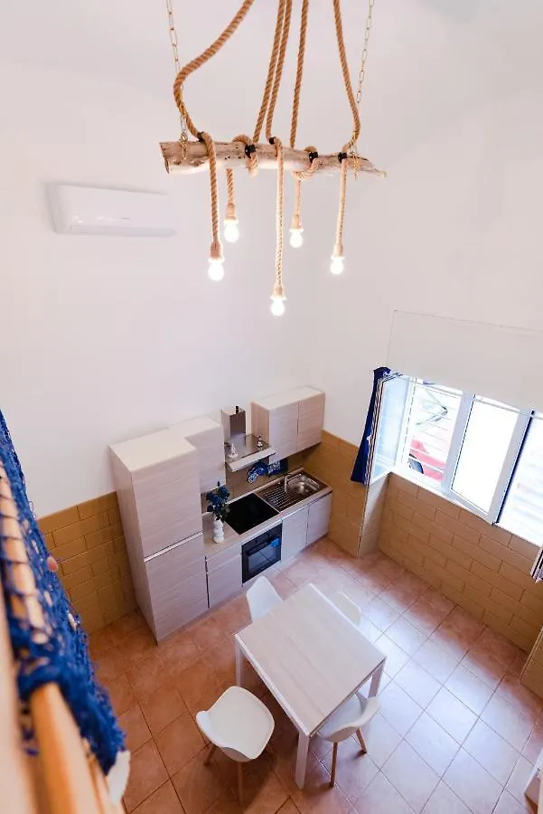 Blue Angel Oak - Apartment Bari Włochy